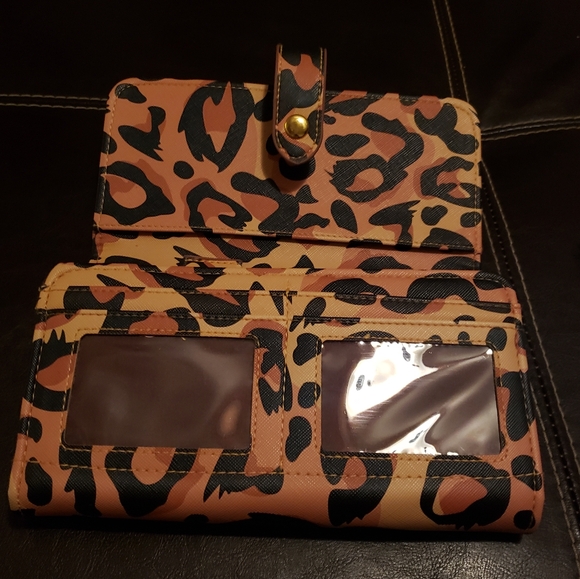 Simply Southern Large Wallet - Picture 3 of 4